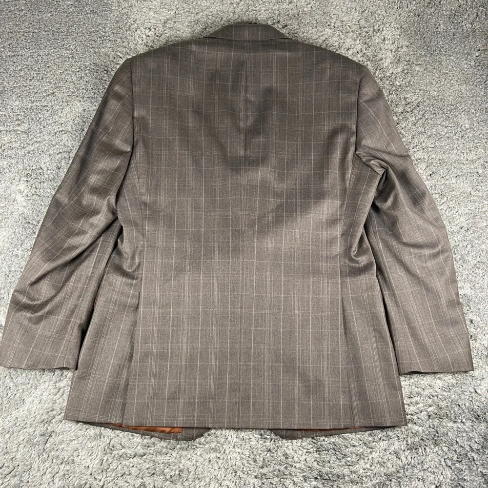 Jos A Bank 2 Piece Suit Mens 41R Blazer 35x31 Pant Brown Windowpane Wool Joseph